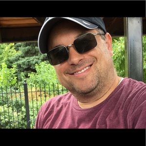 Meet your Posher, Mike